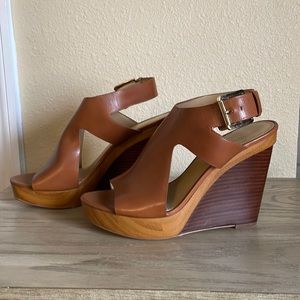 Michael Kors Josephine wedge size 8